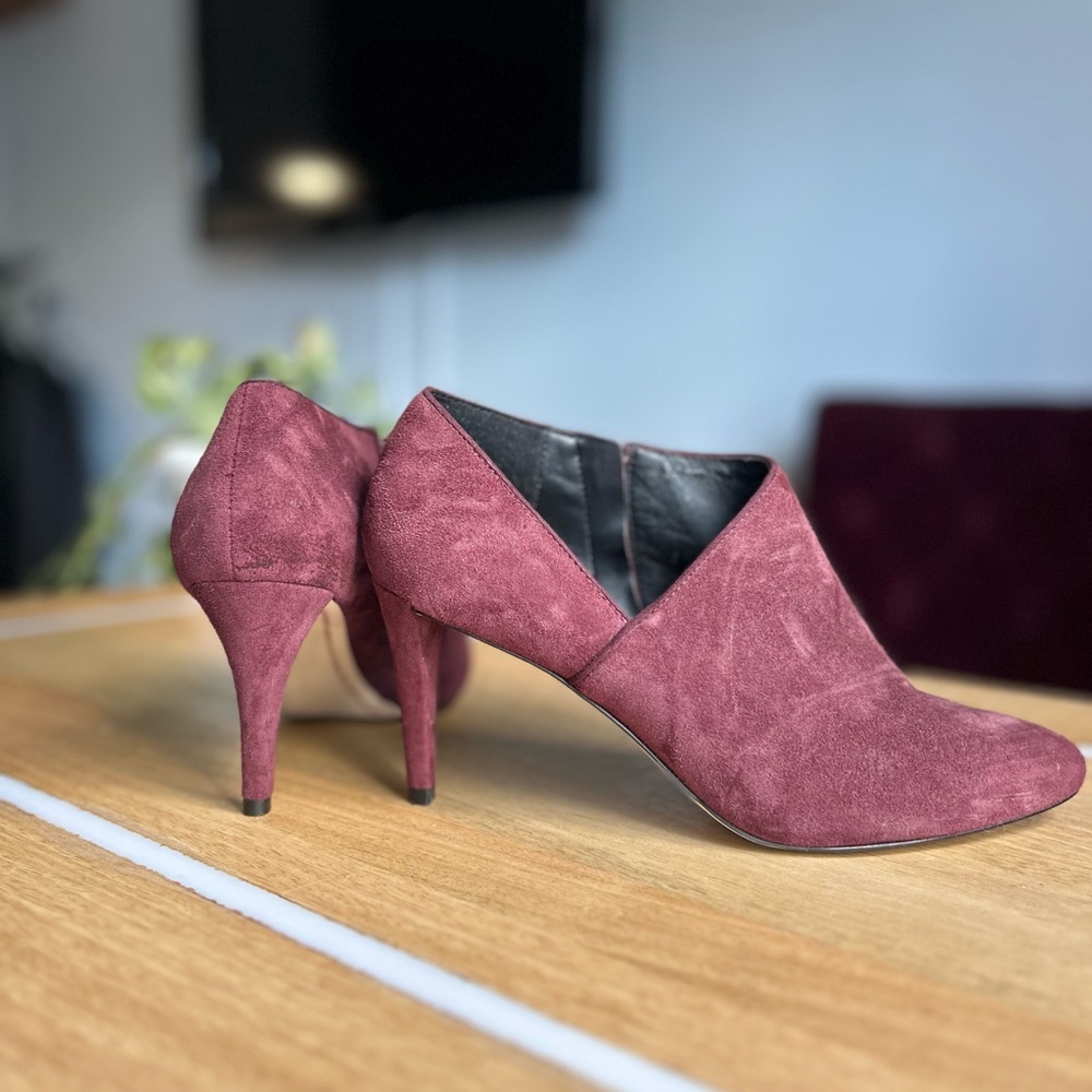 KARL LAGERFELD Mishka Suede Leather Ankle booties